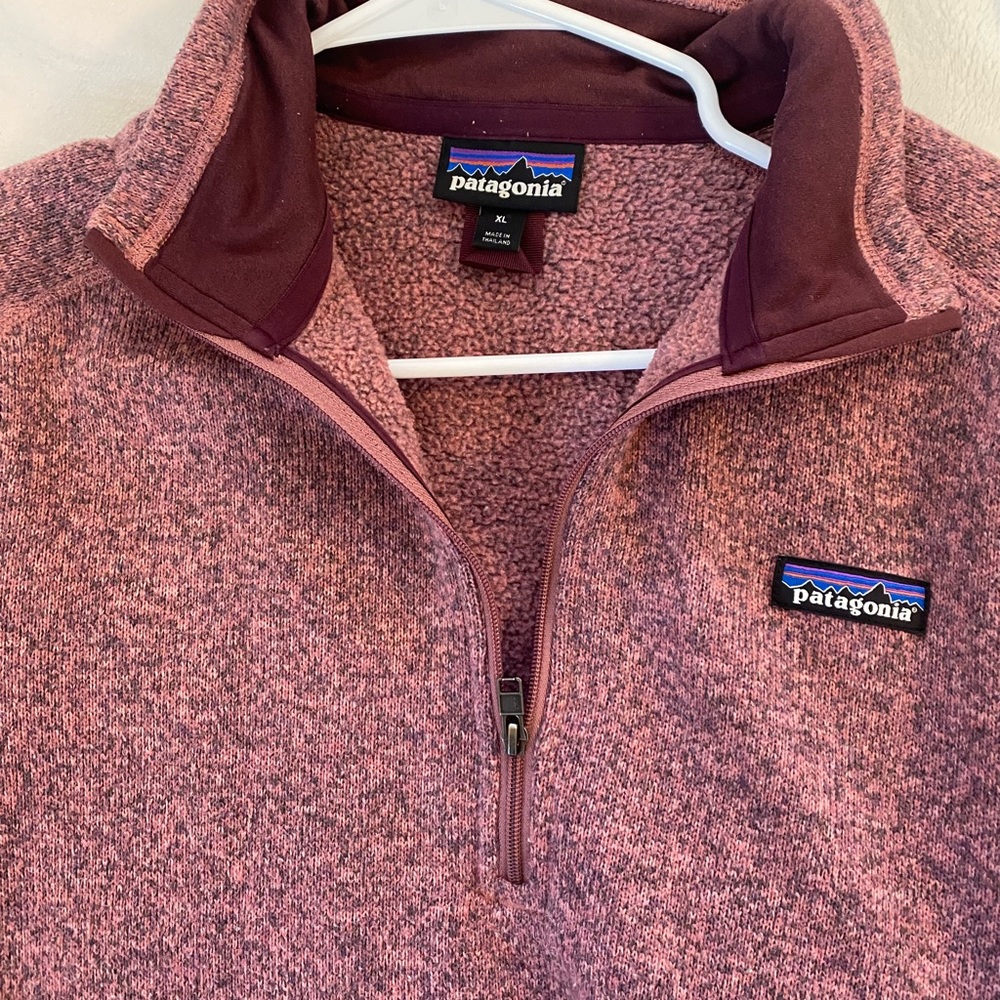 Women’s Patagonia half zip jacket